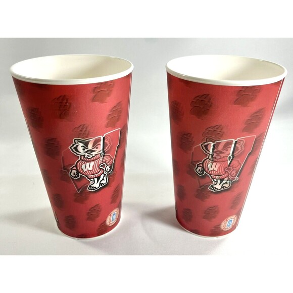 Wisconsin Badgers Holographic Cups 3-D Capital Cups Made In USA Set Of 2 - Picture 3 of 10